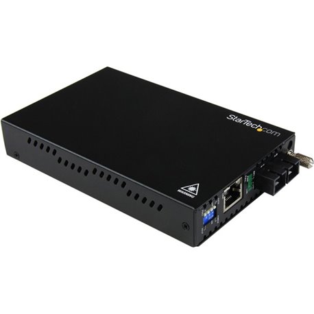 StarTech.com Gigabit Ethernet Multi Mode Fiber Media Converter SC 550m - 1000 Mbps - Convert and extend a Gigabit Ethernet conne